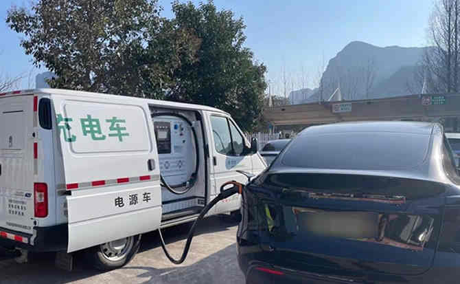双牌汽车搭电